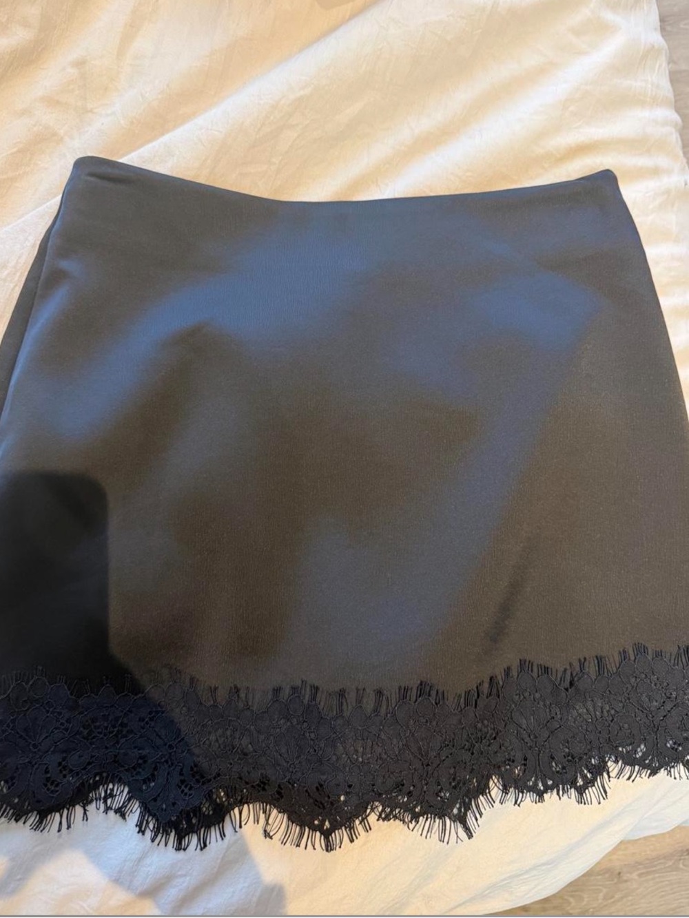 Zara Black Mini Skirt with Lace Trim - Picture 2 of 4